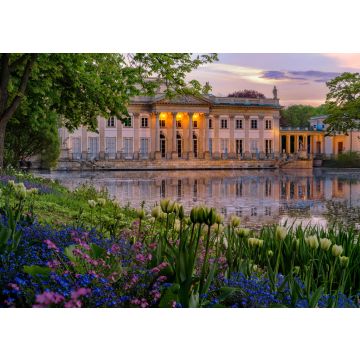 Lais Puzzle - Der Palast auf der Insel - Łazienki Królewskie. Ein neoklassizistischer Palast in Warschau mit vielen Blumen im Frühling - 100, 200, 500 & 1.000 Teile