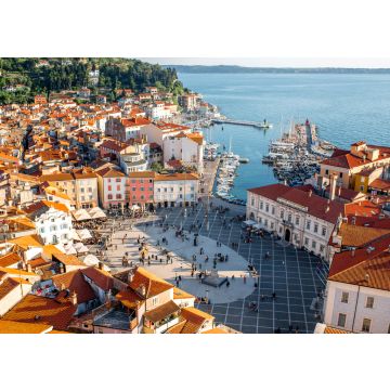 Lais Puzzle - Schöne Luftaufnahme der Stadt Piran mit dem Hauptplatz Tartini, alten Gebäuden mit roten Dächern und der Adria im Südwesten Sloweniens - 100, 200, 500 & 1.000 Teile