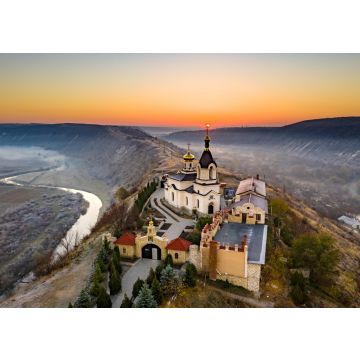 Lais Puzzle - Altes Orhei-Kloster bei Sonnenaufgang in der Republik Moldau - 100, 200, 500 & 1.000 Teile