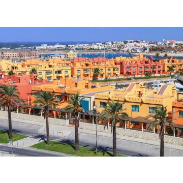 Lais Puzzle - Portimao in Portugal. Moderne Gebäude, die den Jachthafen umgeben - 100, 200, 500 & 1.000 Teile