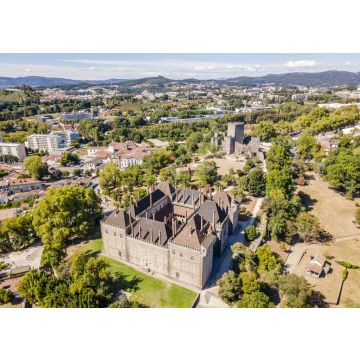 Lais Puzzle - Palast der Herzöge von Braganza und Schloss in Guimaraes, Portugal - 100, 200, 500 & 1.000 Teile