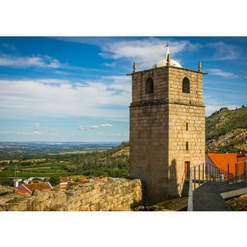 Lais Puzzle - Schöner alter Kirchturm in den Bergen von Gardunha, Portugal. Altes historisches Dorf von Castelo Novo - Fundao - Portugal - 100, 200, 500 & 1.000 Teile