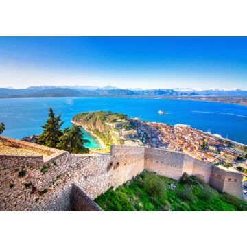 Lais Puzzle - Altstadt von Nafplion in Griechenland, Ansicht von oben mit Ziegeldächern, kleinem Hafen und der Burg von Bourtzi am Wasser des Mittelmeers - 100, 200, 500 & 1.000 Teile