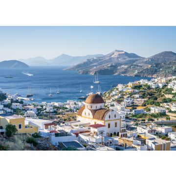 Lais Puzzle - Schönes mediterranes griechisches Dorf Pantelis, umgeben von einem Berg mit antiker Burg, am Ägäischen Meer gelegen, mit bunten Häusern und schönen Kirchen und Basiliken, Leros, Dodekanes, Griechenland - 100, 200, 500 & 1.000 Teile