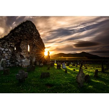 Lais Puzzle - Letzter Sonnenstrahl bei Sonnenuntergang auf der Kilwirra Church - Templetown, Dundalk, Grafschaft Louth, Irland - 100, 200, 500 & 1.000 Teile