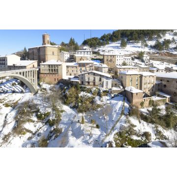 Lais Puzzle - Ortigosa de Cameros an einem verschneiten Tag, La Rioja, Spanien - 2.000 Teile