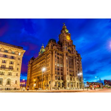 Lais Puzzle - Royal Liver Building in Liverpool am Abend - England - 2.000 Teile