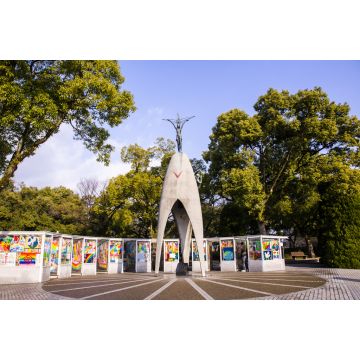 Lais Puzzle - Hiroshima, Japan: Friedensdenkmal der Kinder - 2.000 Teile