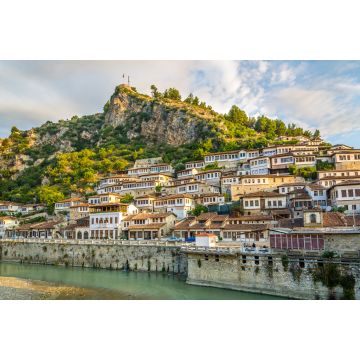 Lais Puzzle - Blick auf die Altstadt von Berat, Albanien - 2.000 Teile