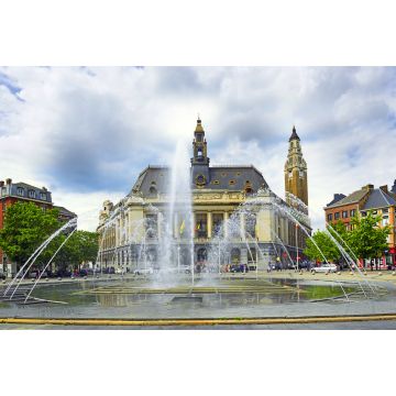 Lais Puzzle - Charleroi, Belgien - Hotel de Ville und Belfried. Rathaus mit einem Turm in Charleroi, der zur Reihe der Glockentürme Belgiens und Frankreichs gehört - UNESCO-Weltkulturerbe - 2.000 Teile
