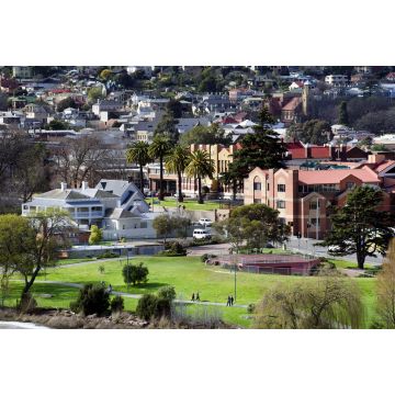Lais Puzzle - Spaziergänger, Kings Park, Launceston, Tasmanien, Australien - 2.000 Teile