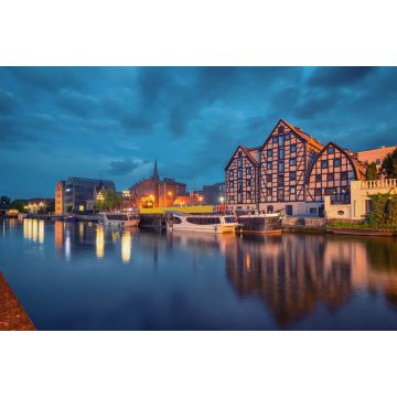Lais Puzzle - Bydgoszcz, Polen. Blick auf alte Fachwerkhäuser am Ufer des Flusses Brda in der Abenddämmerung - 2.000 Teile