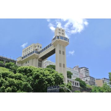 Lais Puzzle - Im Elevador Lacerda nach Pelourinho, Brasilien - 2.000 Teile
