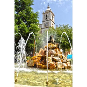 Lais Puzzle - Don Benito, monumentaler Brunnen und Turm der Kirche von Santiago, Extremadura - 2.000 Teile
