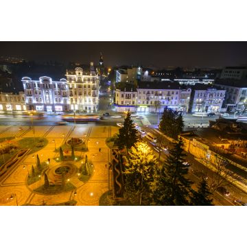 Lais Puzzle - Nacht Luftaufnahme Panorama der Soborna Straße im historischen Zentrum von Winniyzja, Ukraine - 2.000 Teile