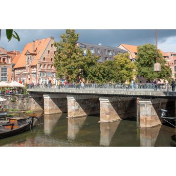 Lais Puzzle - Blick auf Markt und alten Hafen, Niedersachsen, Deutschland. - 2.000 Teile