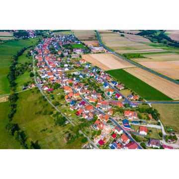 Lais Puzzle - Bischbrunn aus der Luft | Luftbilder vom Dorf Bischbrunn in Bayern - 2.000 Teile