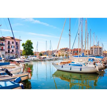 Lais Puzzle - Schöne Szene von Booten in Grado, Italien - 2.000 Teile