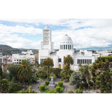 Lais Puzzle - Kathedrale von Ambato und Montalvo Park Ecuador - 2.000 Teile