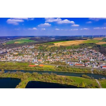 Lais Puzzle - Stadt Schonungen in Bayern aus der Luft - 2.000 Teile