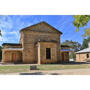 Lais Puzzle - Das historische Gerichtsgebäude (erbaut 1859) in Beechworth, Victoria, Australien - 2.000 Teile