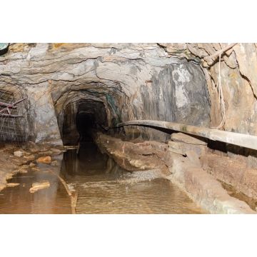 Lais Puzzle - Blick auf eine alte verlassene Mine in der Provinz San Luis, Argentinien. - 2.000 Teile