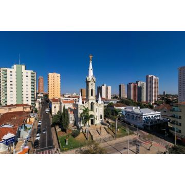 Lais Puzzle - Stadt Uberaba, Kathedrale des Heiligsten Herzens Jesu, Minas Gerais, Brasilien. Luftaufnahme - 2.000 Teile