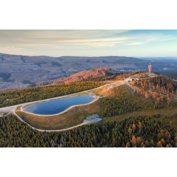 Lais Puzzle - Blick auf den Wurmberg, in der Nähe von Braunlage, im Harz, Niedersachsen, Deutschland. - 2.000 Teile