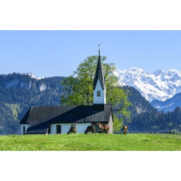 Lais Puzzle - Idyllischer Blick auf die Kirche von Bolsterlang mit herrlicher Kulisse der verschneiten Allgäuer Alpen - 2.000 Teile
