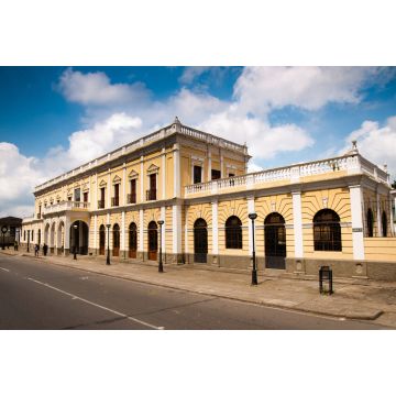 Lais Puzzle - Armenien, Quindio, Kaffeeregion, Kolumbien: Bahnhof - 2.000 Teile