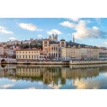 Lais Puzzle - Kathedrale Saint Jean und Basilika Notre-Dame de Fourviere, ikonische Symbole von Lyon, Rhône, Frankreich - 2.000 Teile