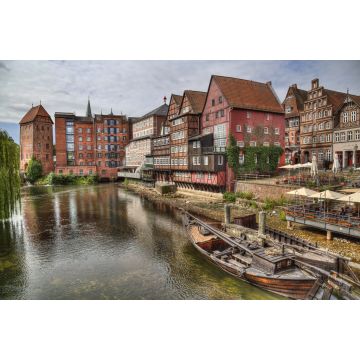 Lais Puzzle - Blick auf den Hafen von Lüneburg, Niedersachsen, Deutschland. - 2.000 Teile