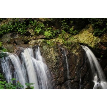 Lais Puzzle - Die Katiki-Wasserfälle von Andhra Pradesh, Indien - 2.000 Teile