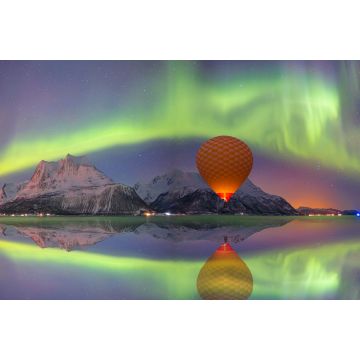 Lais Puzzle - Heißluftballon über Tromsö, Norwegen, mit spektakulärem Nordlicht - 2.000 Teile