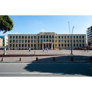 Lais Puzzle - Bucaramanga, Santander, Kolumbien: Stadtplatz Luis Carlos Galan - 2.000 Teile
