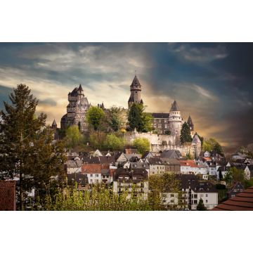 Lais Puzzle - Schloss Braunfels dramatischer Himmel - 2.000 Teile