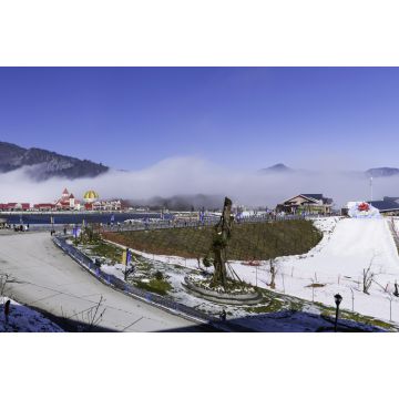 Lais Puzzle - Xiling Snow Mountain Ski Resort, Chengdu, China - 2.000 Teile