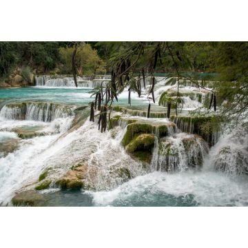 Lais Puzzle - Reihe von türkisfarbenen Wasserfällen im Dschungel von El Meco in Mexiko in der Huasteca Potosina in San Luis Potosi. - 2.000 Teile
