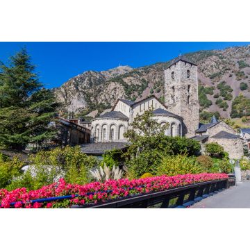Lais Puzzle - Kirche Sant Esteve in Andorra la Vella, Andorra - 2.000 Teile