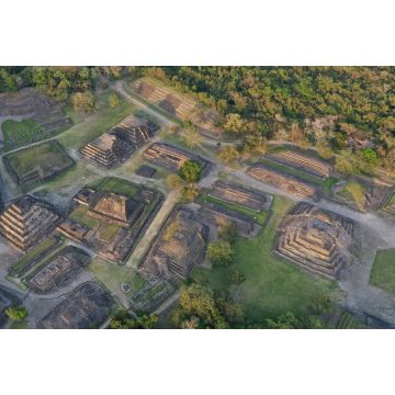 Lais Puzzle - Pyramiden El Tajín, eine alte Stadt in Veracruz Mexiko ist eine schöne archäologische Stätte der UNESCO. Religiöse Tempel, Pyramiden und die Stadt diente dem Stamm der Totonacas - 2.000 Teile