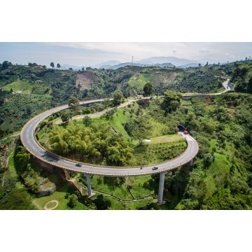 Lais Puzzle - Vista aérea de Puente Helicoidal Pereira Manizales en Risaralda Kolumbien - 2.000 Teile