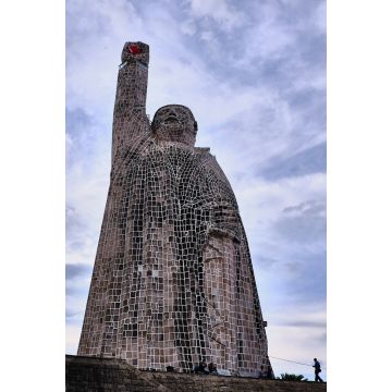 Lais Puzzle - Morelos-Denkmal auf der Janitzio-Insel im Patzcuaro-See, Mexiko - 2.000 Teile