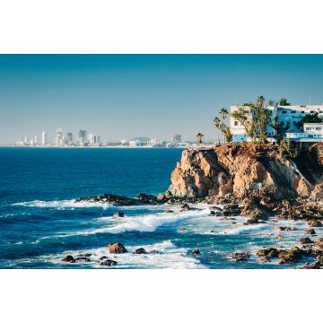 Lais Puzzle - Mazatlan aus der Ferne gesehen mit einer spektakulären Steilküste im Vordergrund, Mexiko - 2.000 Teile