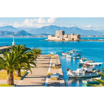 Lais Puzzle - Strandpromenade der Stadt Nauplia und Festung Bourtzi auf einer kleinen Insel in Griechenland - 2.000 Teile