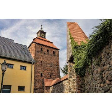 Lais Puzzle - kontrast alter und neuer architektur in bernau bei berlin, deutschland - 2.000 Teile