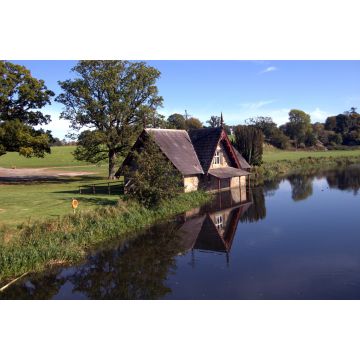 Lais Puzzle - Bootshaus auf einem Fluss in Kildare Irland - 2.000 Teile