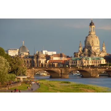Lais Puzzle - Ansicht von Dresden, Elbwiesen-Frauenkirche, Deutschland. - 2.000 Teile