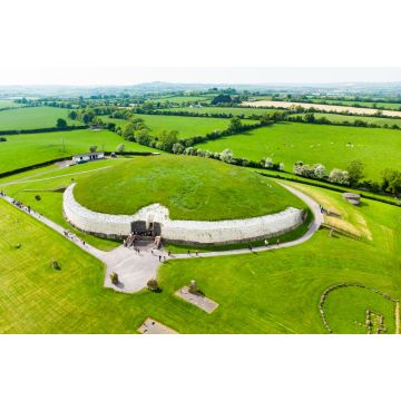 Lais Puzzle - Newgrange, ein prähistorisches Monument aus der Jungsteinzeit, in der Grafschaft Meath, Irland. UNESCO-Weltkulturerbe. - 2.000 Teile