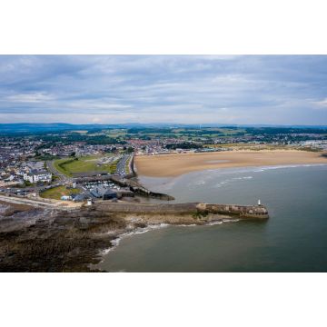 Lais Puzzle - Luftaufnahme des Strandes und Hafens von Porthcawl und des Jahrmarktes in Südwales UK - 2.000 Teile