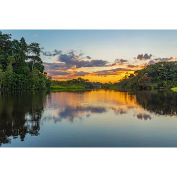 Lais Puzzle - Reflexion eines Sonnenuntergangs an einer Lagune im Amazonas-Regenwaldbecken, Kolumbien - 2.000 Teile